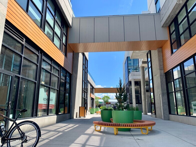 More Photos Of 3030 Pandosy St, Kelowna General Retail For Lease