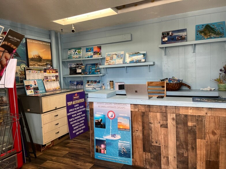 More Photos Of 1920 Ala Moana Blvd, Honolulu Hotel For Lease
