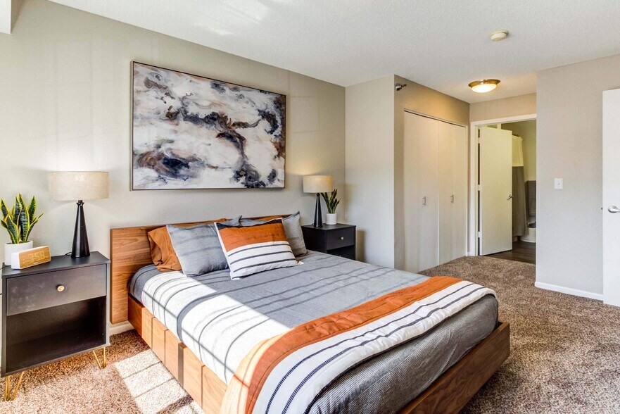 More Photos Of 110 E 1st St, Chaska Apartments For Lease