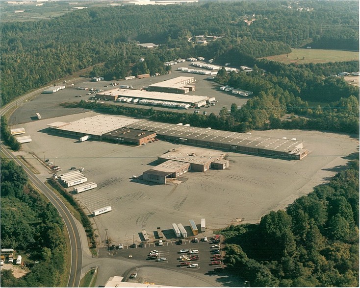 Primary Photo Of 500 VC Dr, Martinsville Truck Terminal For Lease