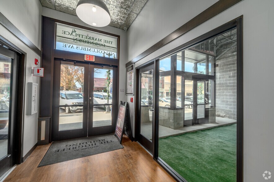 More Photos Of 156 Columbus Ave, Sandusky Office For Lease