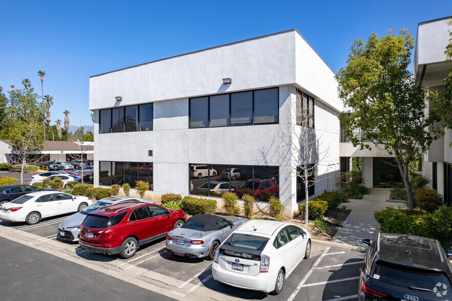 More Photos Of 1730 W Cameron Ave, West Covina Coworking Space