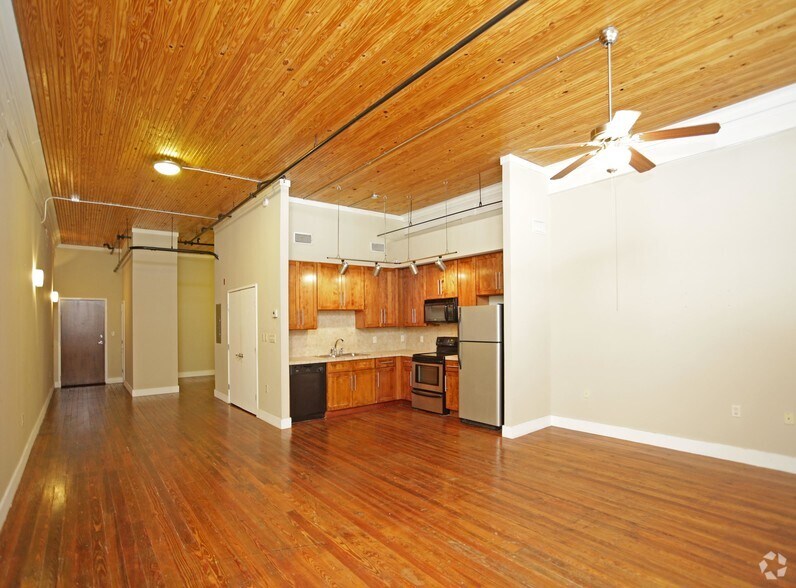 More Photos Of 625 Ryan St, Lake Charles Apartments For Sale