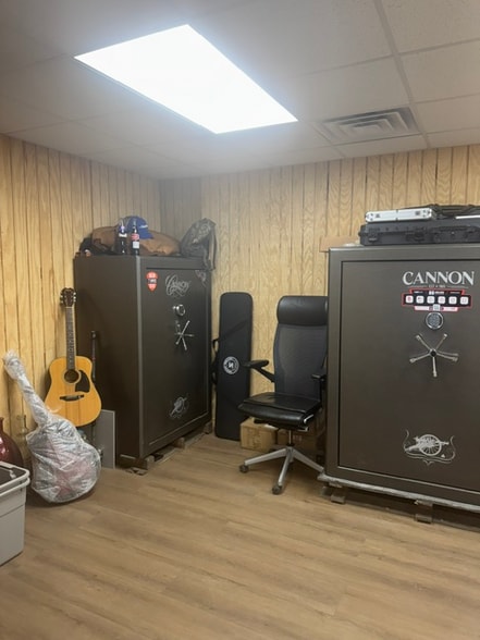 More Photos Of 3902 Belmont Hwy, Talmo Industrial For Sale