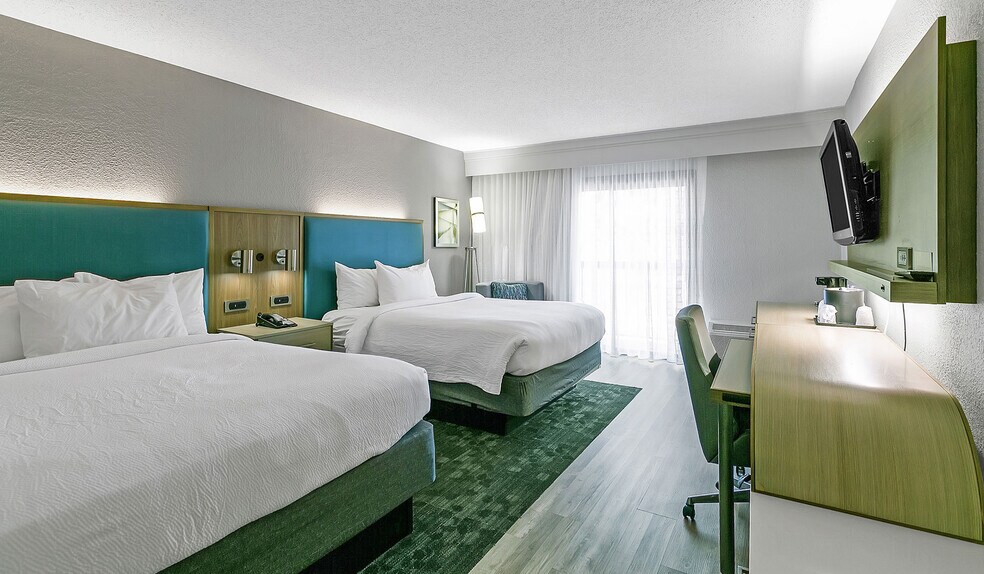 More Photos Of 1917 Coliseum Dr, Hampton Hotel For Sale