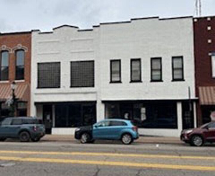 Primary Photo Of 15 N Main St, Three Rivers General Retail For Sale