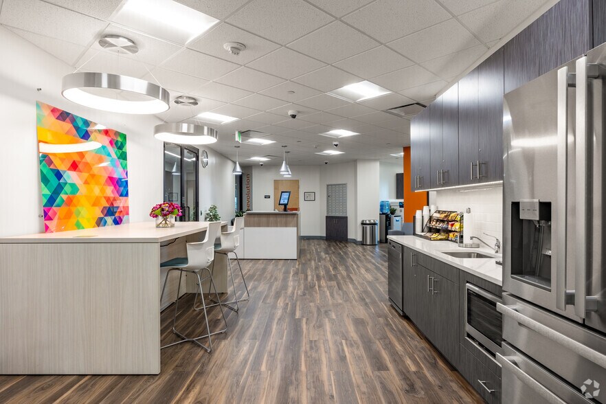 More Photos Of 1 Tower Center Blvd, East Brunswick Coworking Space