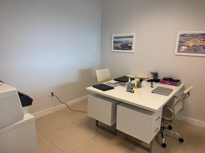 More Photos Of 175 SW 7th St, Miami Medical For Lease