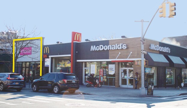 More Photos Of 304-312 E 204th St, Bronx Storefront For Sale