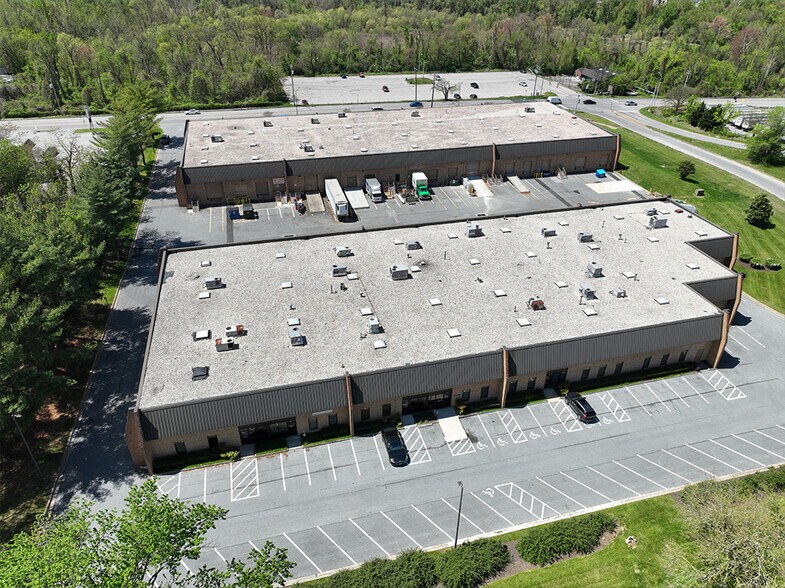 More Photos Of 825 Hammonds Ferry Rd, Linthicum Flex For Lease