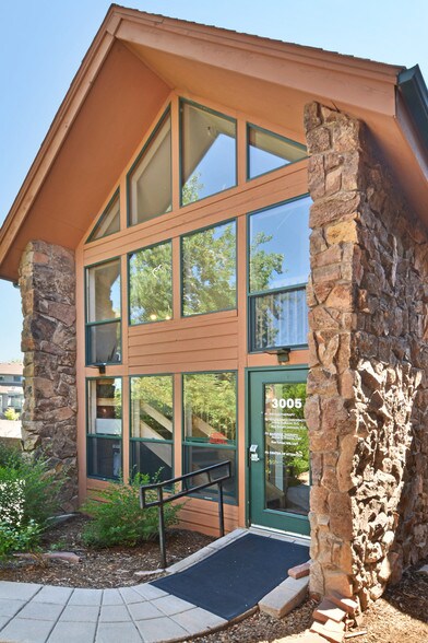 More Photos Of 3005 47th St, Boulder Unknown For Lease