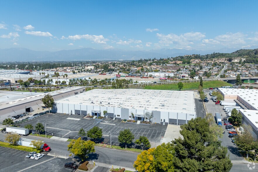 More Photos Of 16175-16185 Stephens St, City of Industry Warehouse For Lease