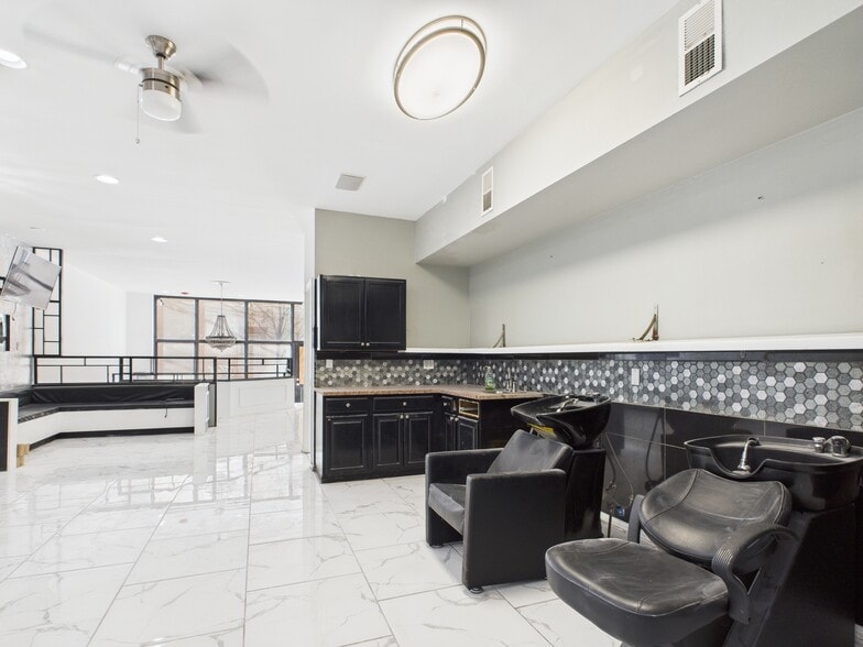 More Photos Of 611 S Orianna St, Philadelphia Storefront Retail Residential For Lease