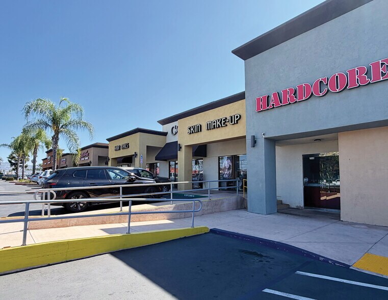 More Photos Of 701-777 Broadway, El Cajon Unknown For Lease