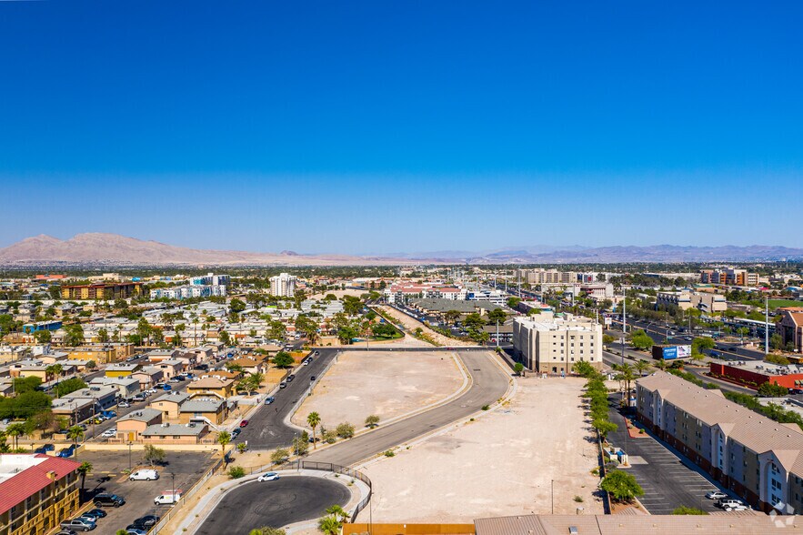 More Photos Of 4000 Paradise Rd, Las Vegas Land For Sale