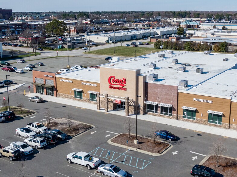 10561088 W Mercury Blvd, Hampton, VA 23666 For Lease