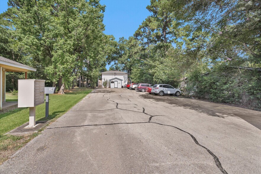 More Photos Of 1107 Palestine St, Conroe Apartments For Sale