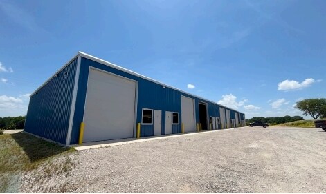 More Photos Of 1568 FM 3433, Newark Unknown For Lease