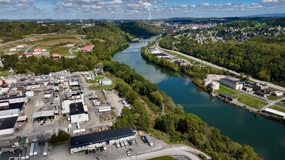 More Photos Of 1900 Morgantown Industrial Park Rd, Morgantown Warehouse For Sale