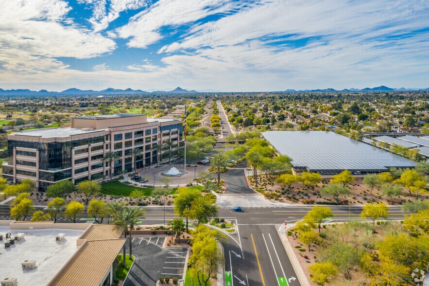 More Photos Of 16100 N 71st St, Scottsdale Office For Lease