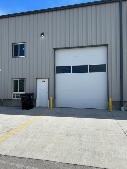 More Photos Of 1900 N 200 E, Spanish Fork Warehouse For Lease