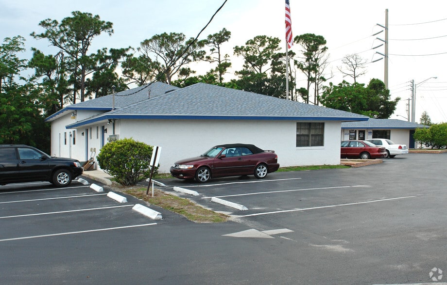 More Photos Of 7202 S US Highway 1, Port Saint Lucie Storefront Retail Office For Lease