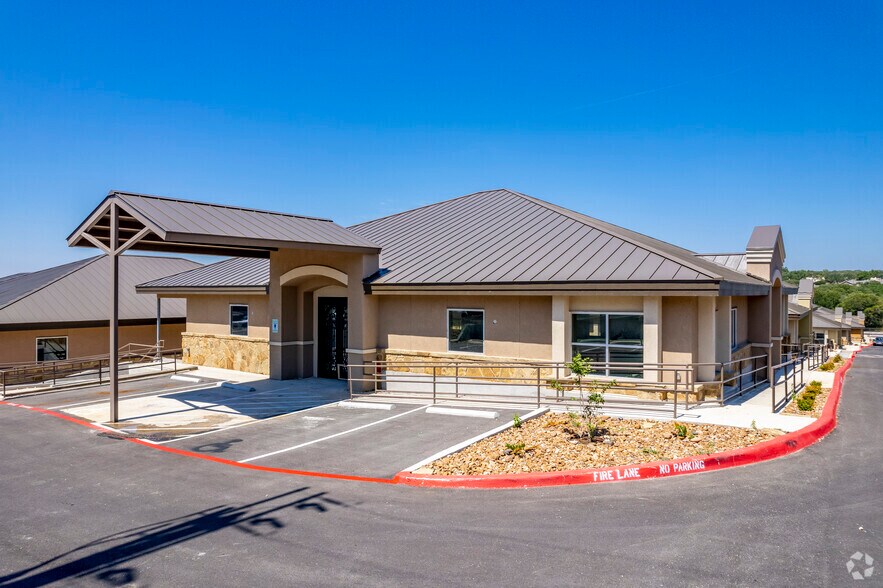 Primary Photo Of 2130 Thousand Oaks Dr, San Antonio Office For Lease
