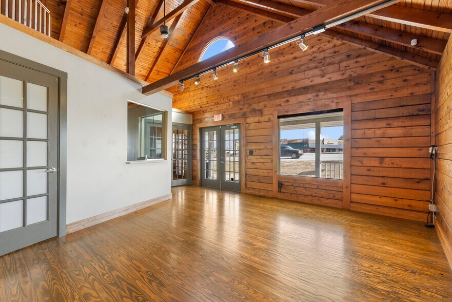 More Photos Of 771 E HWY 54, Camdenton Office For Sale