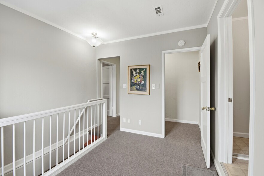 More Photos Of 2809-2815 Macdonald Ave, Richmond Office For Sale