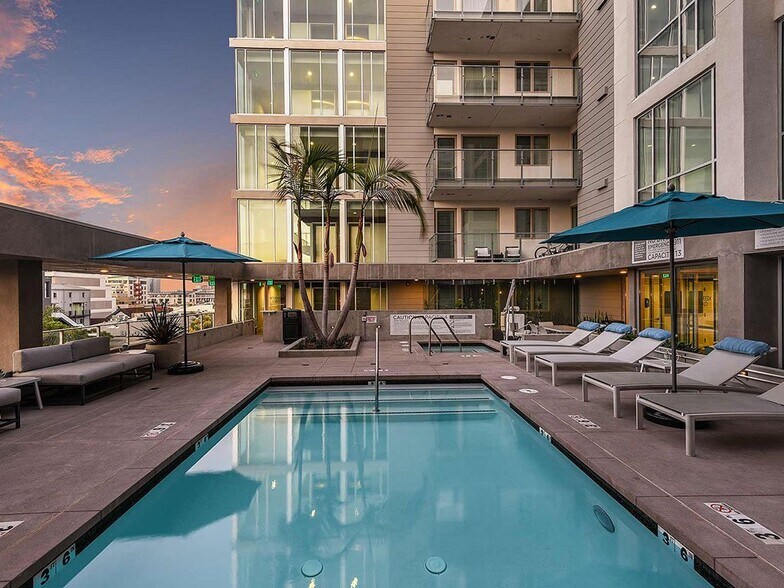 More Photos Of 1110 F St, San Diego Apartments For Lease