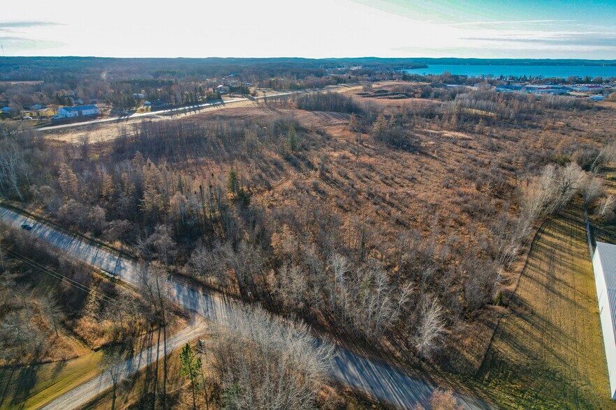 More Photos Of 1240 Randolph rd, Detroit Lakes Warehouse For Sale