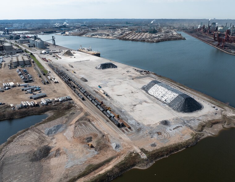 More Photos Of Pier 27, Hamilton Land For Lease