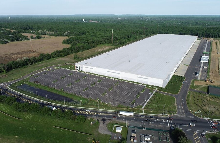 More Photos Of 904 Cranbury South River Rd, Monroe Township Warehouse For Lease