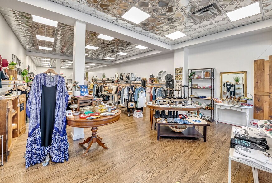 More Photos Of 146 Westwood Ave, Westwood Storefront For Lease