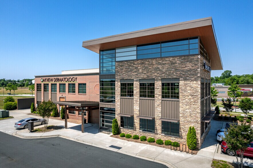 Primary Photo Of 937 Riverwalk Pky, Rock Hill Medical For Lease