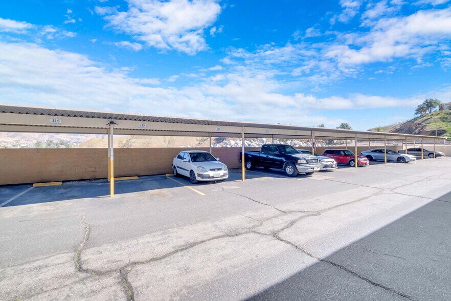 More Photos Of 3943 N H St, San Bernardino Apartments For Sale