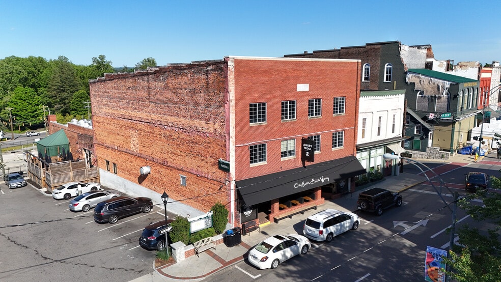 More Photos Of 308 N Main St, Mount Airy Storefront Retail Office For Sale