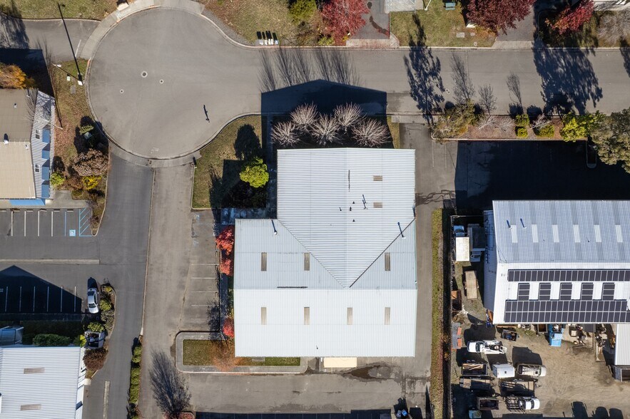 More Photos Of 45 Ericson Ct, Arcata Warehouse For Sale
