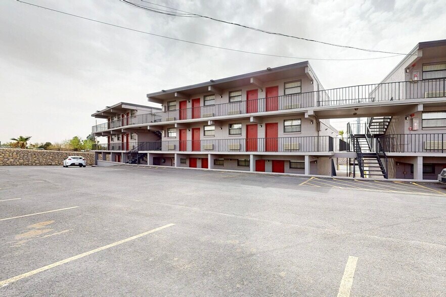 More Photos Of 5634 E Paisano Dr, El Paso Hotel For Sale