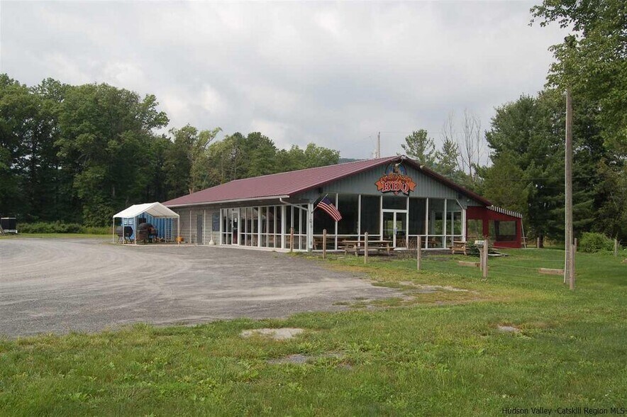More Photos Of 963 Kings Hwy, Saugerties Restaurant For Sale