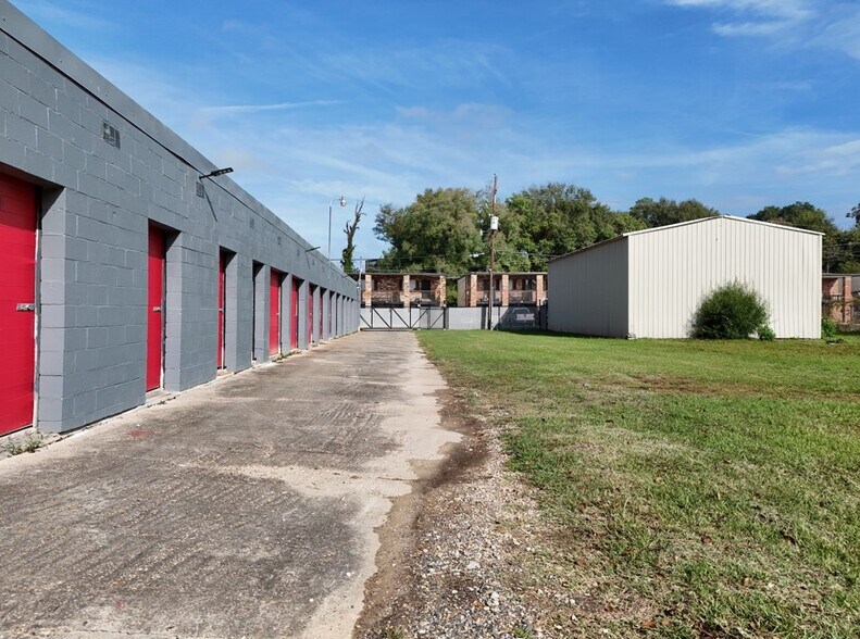 More Photos Of 101 Martinez Dr, Monroe Self Storage For Sale