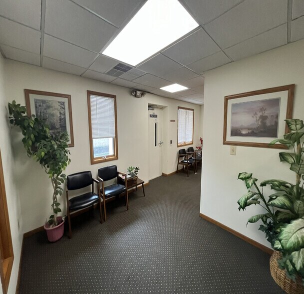 More Photos Of 860 US Highway 1, Edison Medical For Sale