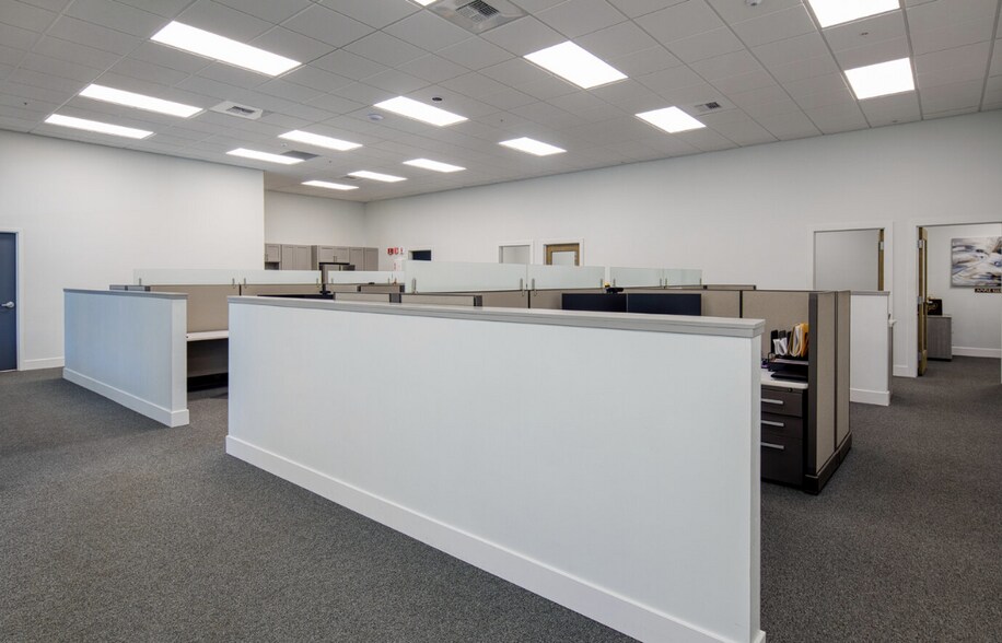 More Photos Of 16 Light Sky Ct, Sacramento Warehouse For Sale