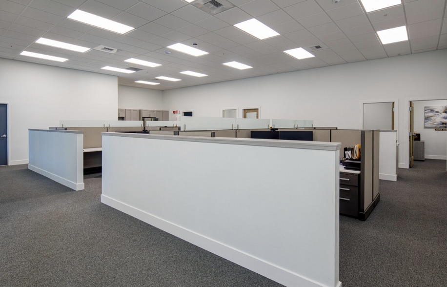 More Photos Of 16 Light Sky Ct, Sacramento Warehouse For Sale