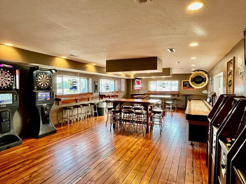 More Photos Of 210 1st St N, Wisconsin Rapids Storefront Retail Residential For Sale