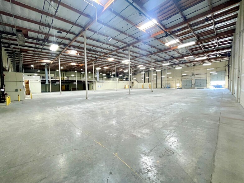 More Photos Of 5000 Park Rd, Benicia Manufacturing For Sale