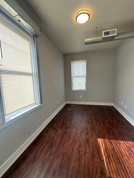 More Photos Of 1021 E Carson, Pittsburgh Storefront Retail Residential For Sale