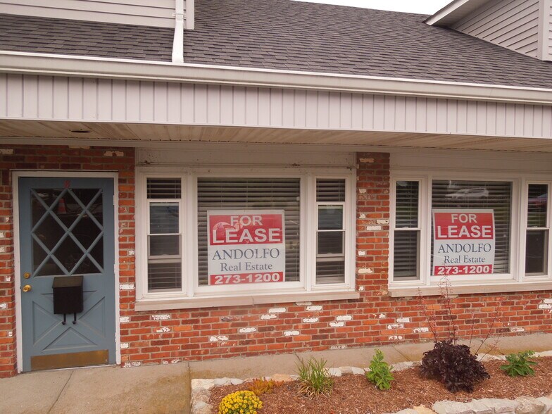 More Photos Of 750 Boston Neck Rd, Narragansett Medical For Lease