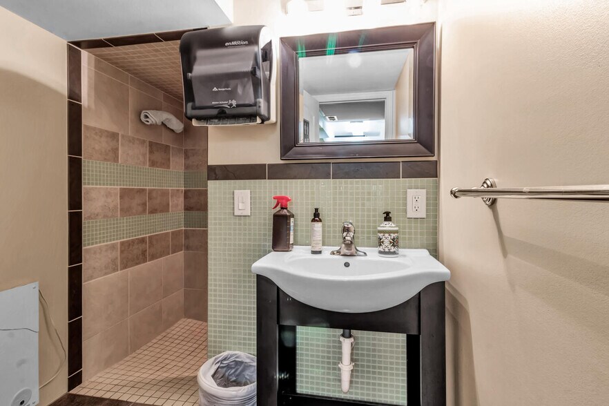 More Photos Of 5107 Langford Rd, North Collins Hospitality For Sale