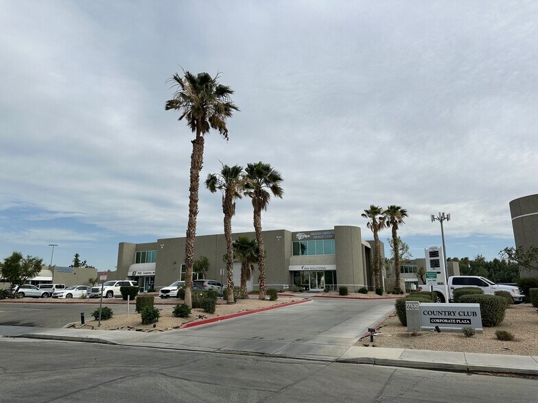 More Photos Of 77530 Enfield Ln, Palm Desert Showroom For Lease